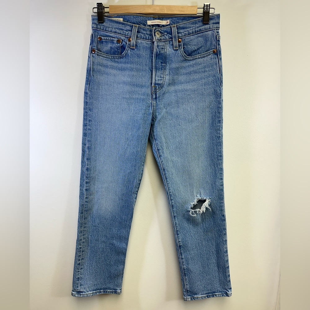 Levi's Premium Women's  Wedgie Fit Straight Jeans, Tango Blue Size 26 X26